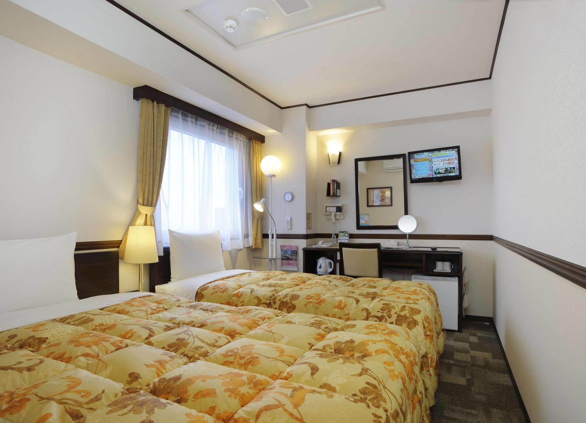 Toyoko Inn Tottori Eki Minami Guchi Екстер'єр фото